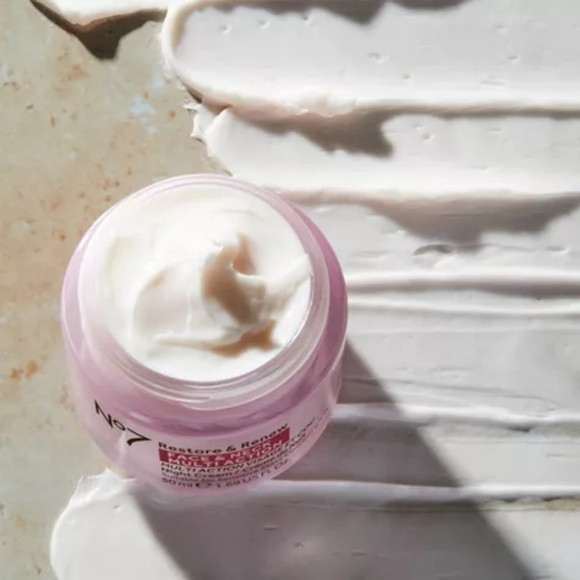 No 7 restore and renew anti aging system - Picture 5 of 7